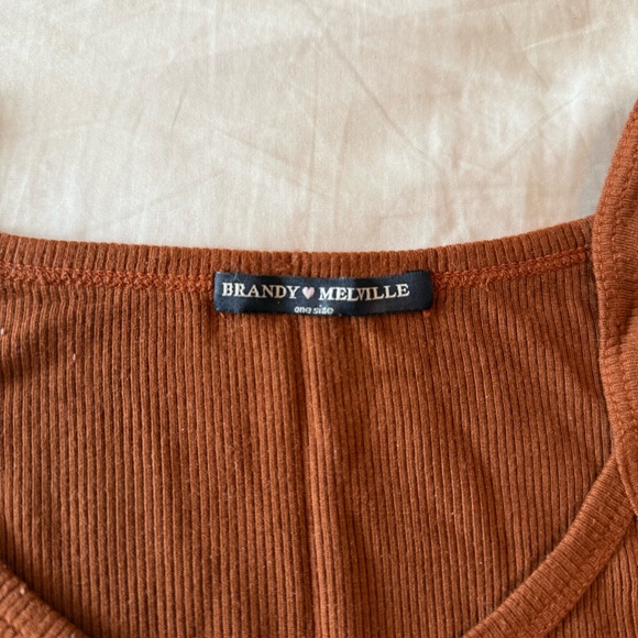 Brandy Melville Brown Ribbed Fitted Tank Top - Picture 2 of 3